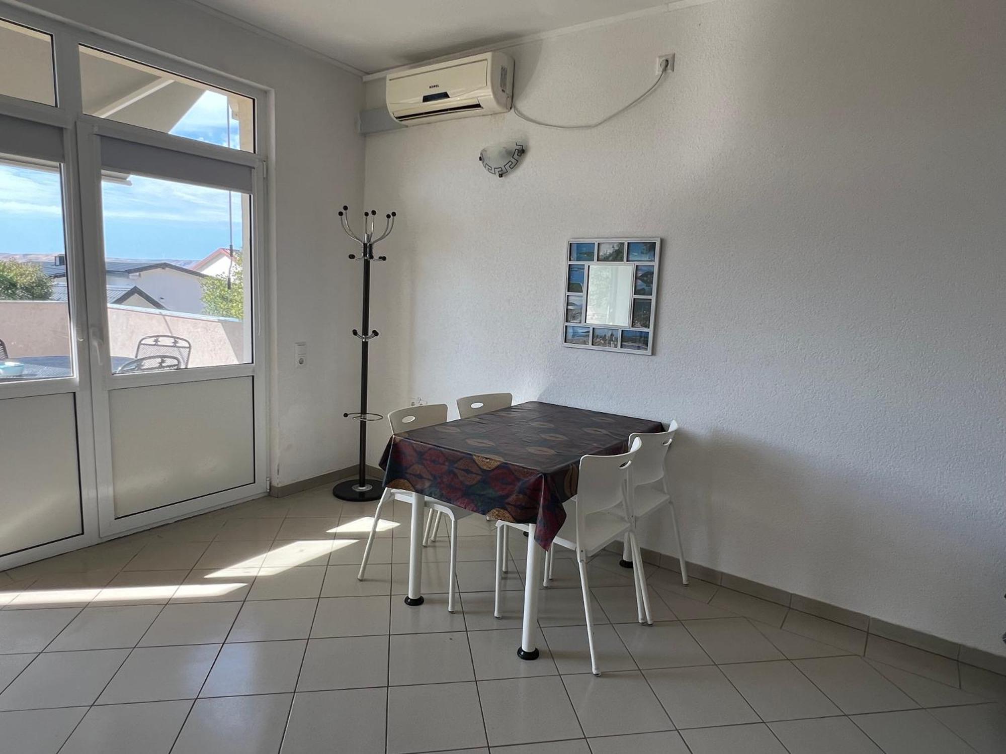 Apartment Vrata Velebita Karlobag Chambre photo